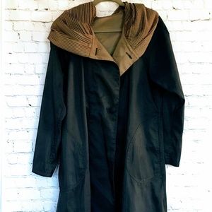 Mycra Pac Reversible 2-Color Pleat Hooded Raincoat